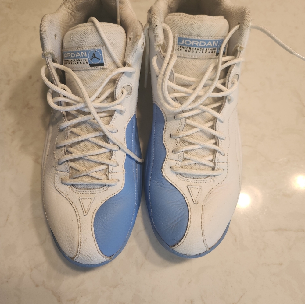 Air Jordan basketball shoes MENS size 8.5